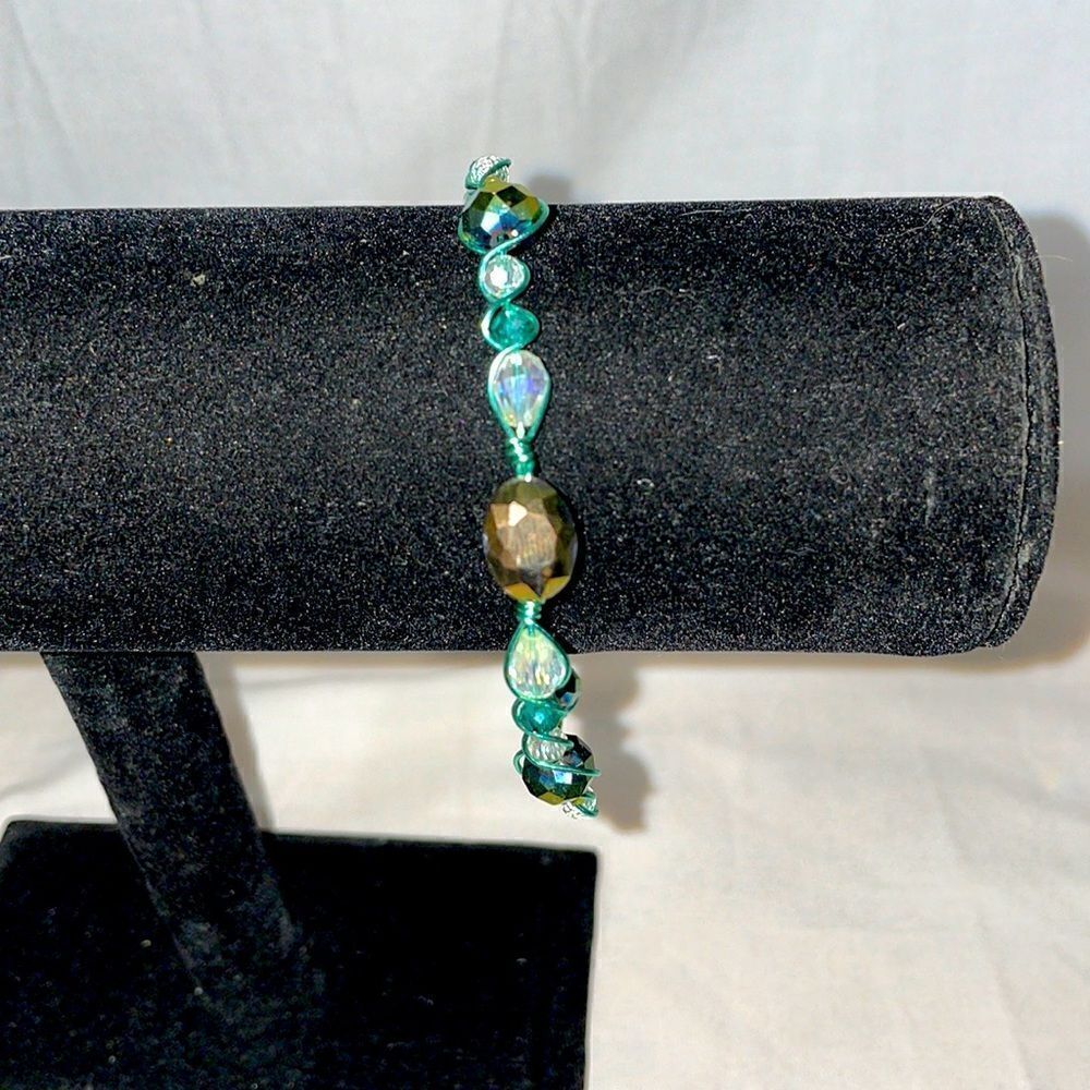 Beaded and wire bracelet